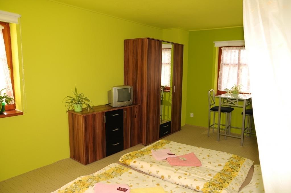Restaurace a Penzion u Vladaru Mikulášovice Cameră foto